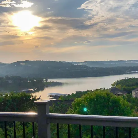 Lake View! Walk-In 3 Bedroom Condo - Outdoor Pool - Free Tickets Included - Trh6-6